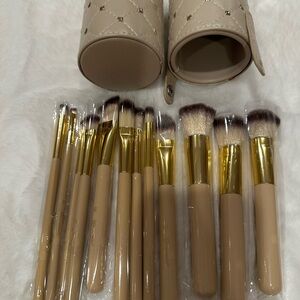 BH Cosmetics Quilted Makeup Brush Holder - Beige and Gold